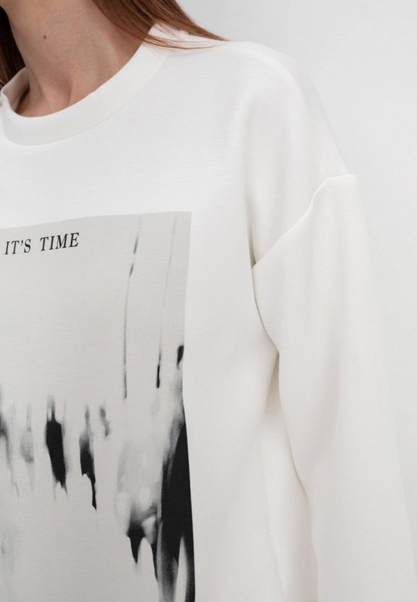 Лонгслив Savage