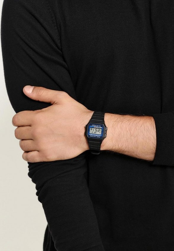 Часы Casio