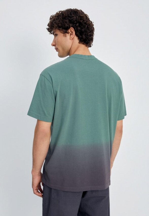 Футболка Finn Flare