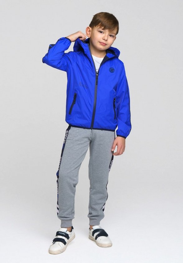 Куртка, футболка и брюки PlayToday