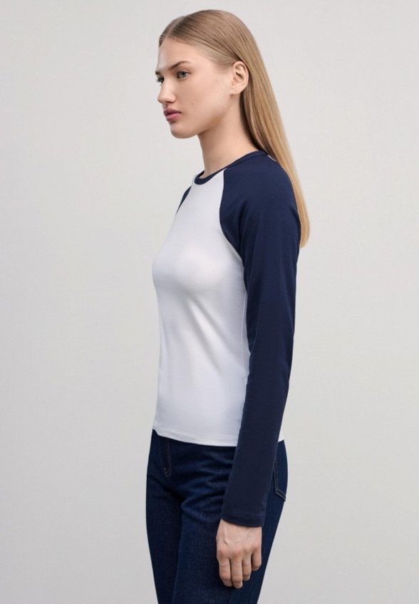 Лонгслив Zarina