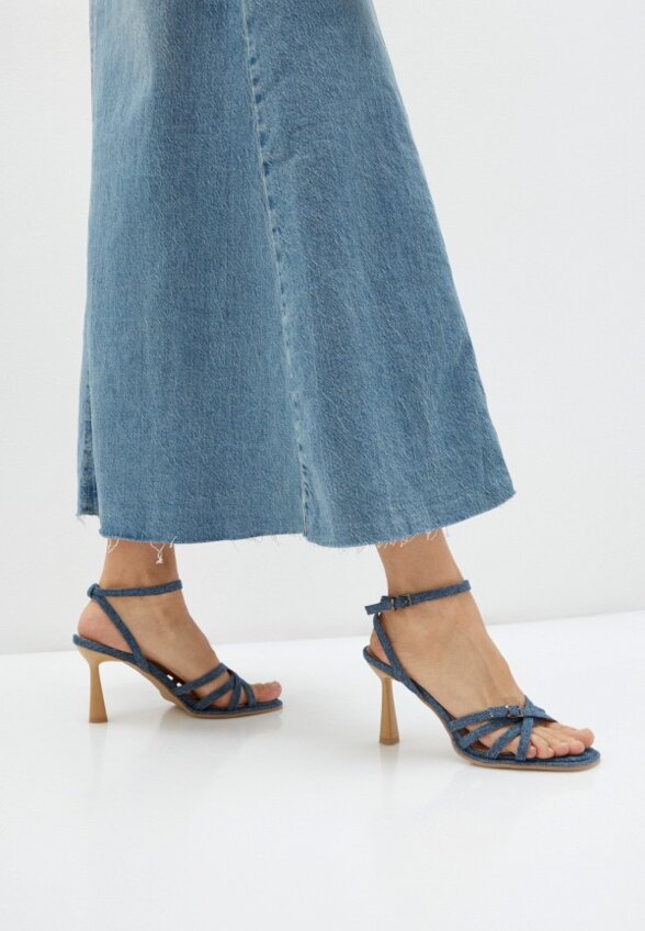 Босоножки Betsy