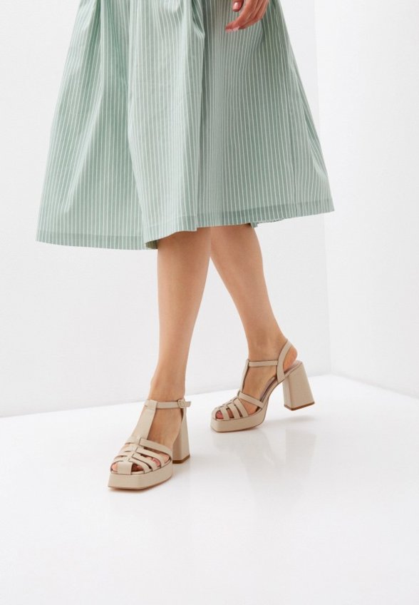 Босоножки Valeani