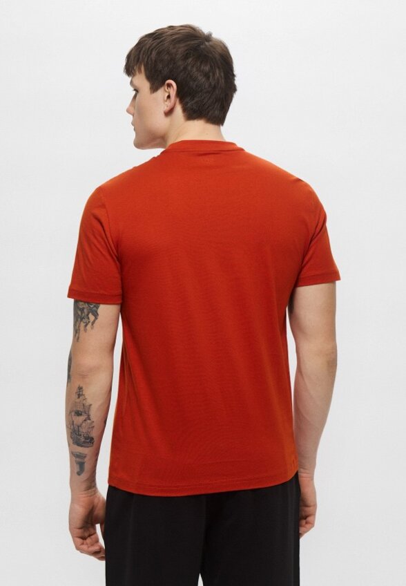 Футболка EA7