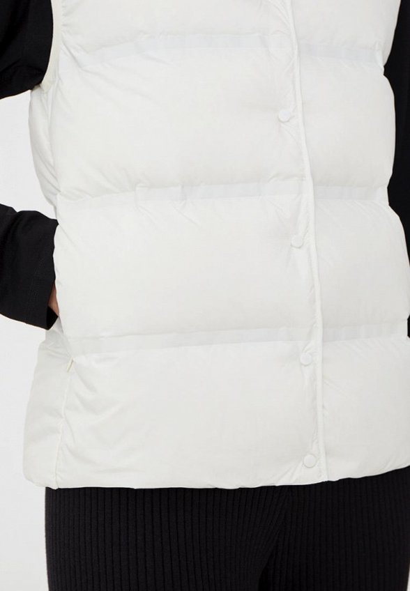 Жилет утепленный To Be Blossom