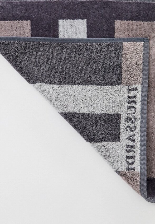 Полотенце Trussardi