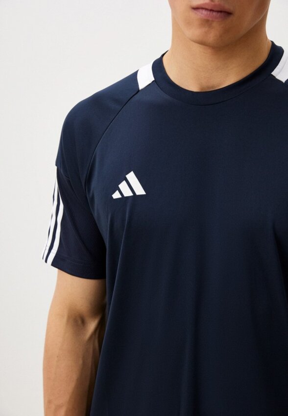 Футболка adidas