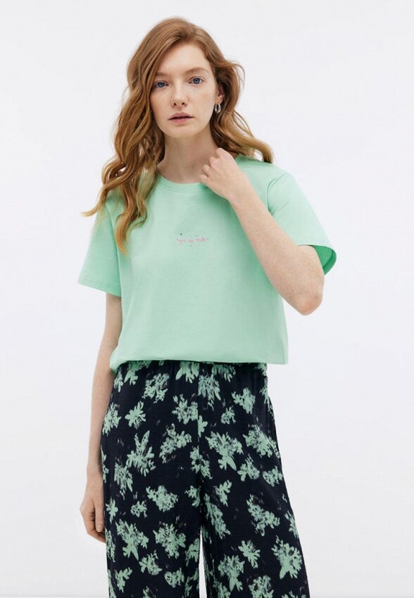 Футболка Baon