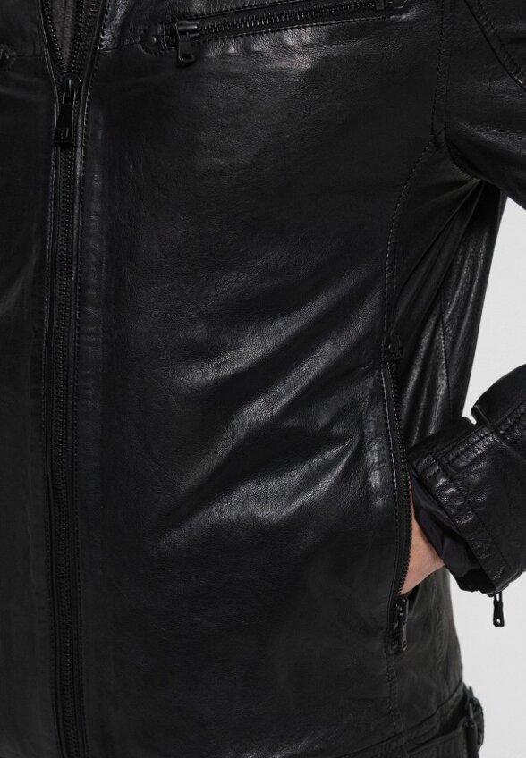 Куртка кожаная Trussardi