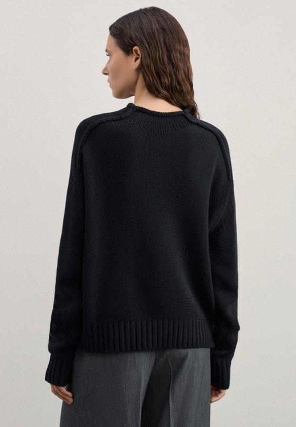 Джемпер Zarina