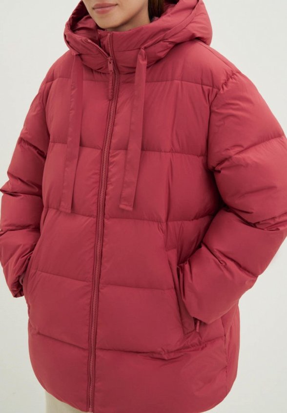 Пуховик Finn Flare