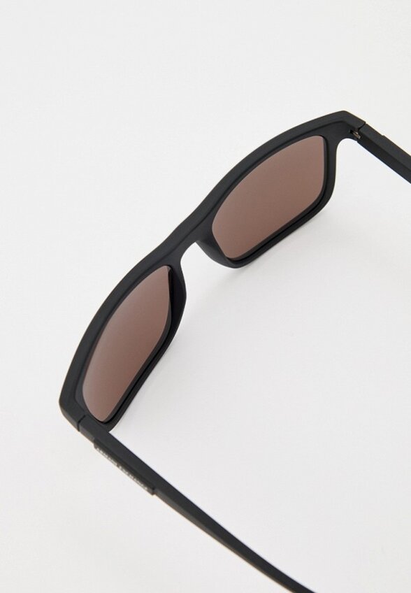 Очки солнцезащитные Armani Exchange