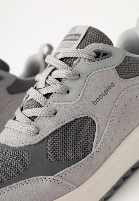 Кроссовки Baasploa