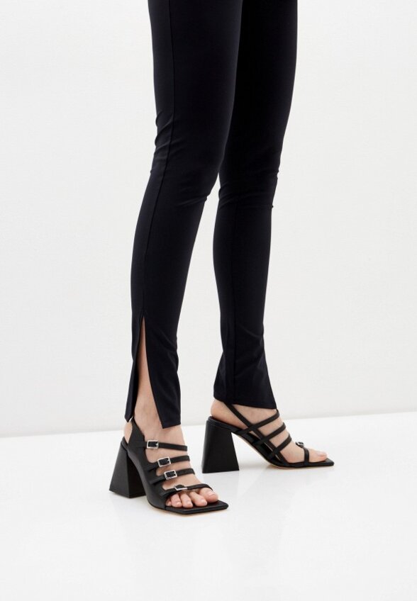 Босоножки Vic Matie