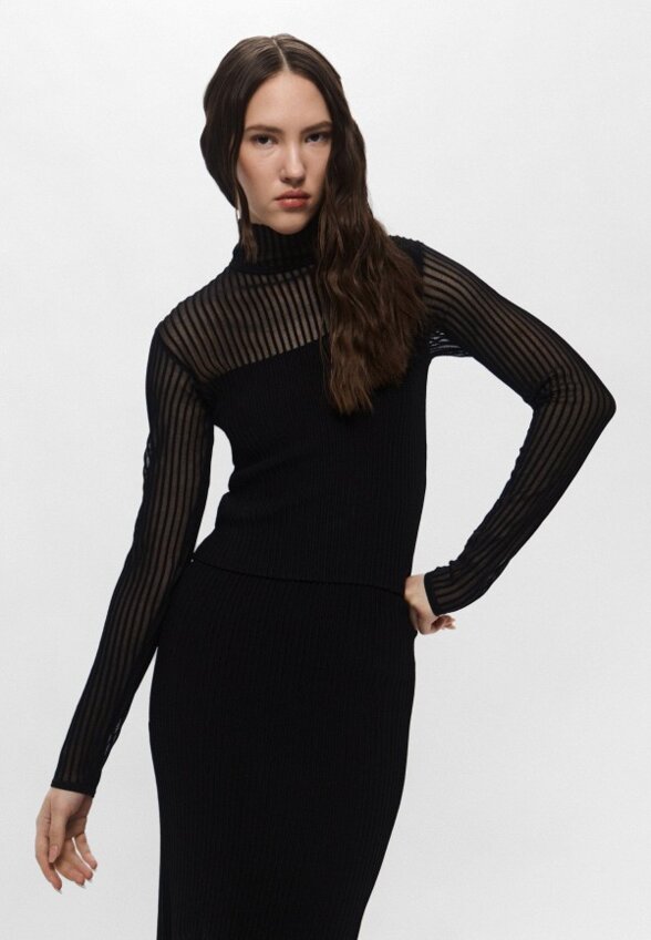 Водолазка Hugo