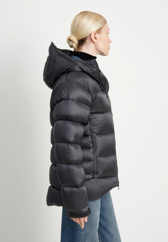 Пуховик Finn Flare