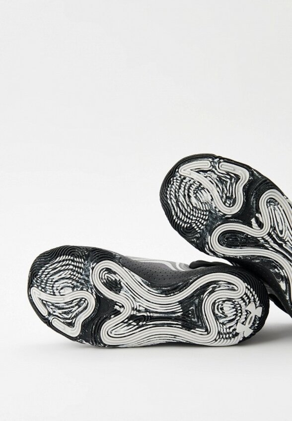 Кроссовки Under Armour