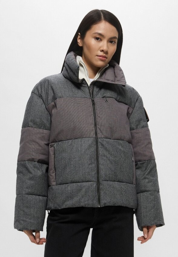 Пуховик GJO.E