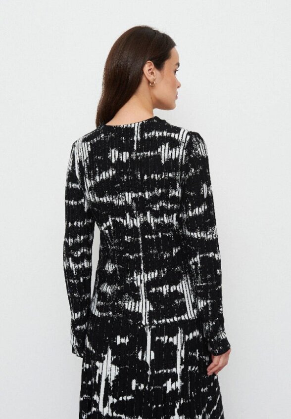 Пуловер Taifun