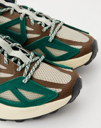 Кроссовки adidas мужчинам