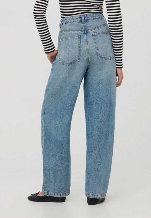 Джинсы Terranova