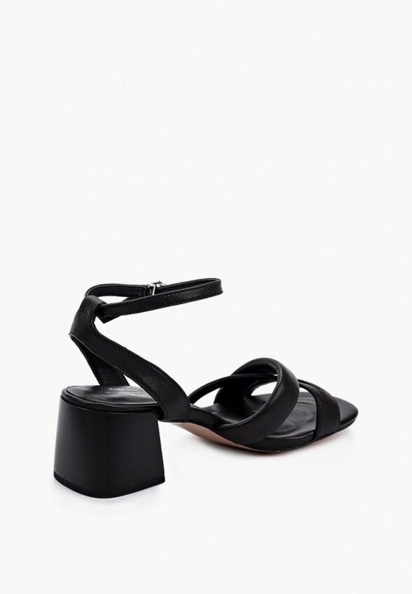 Босоножки Basconi