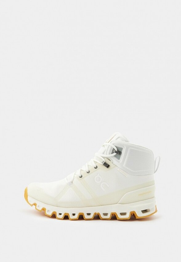 Ботинки трекинговые On