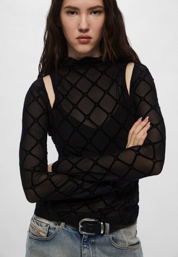 Водолазка Hugo