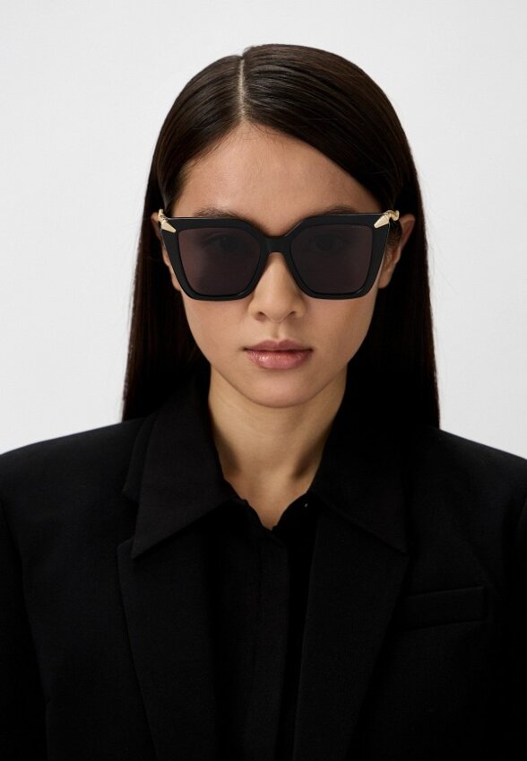 Очки солнцезащитные Bvlgari