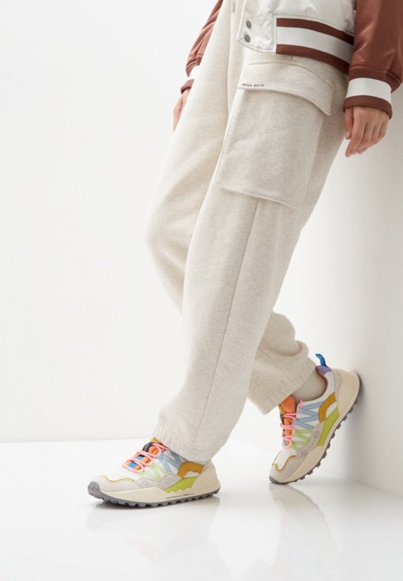 Кроссовки Flower Mountain