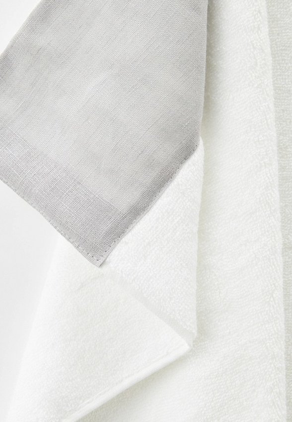 Полотенце Coincasa