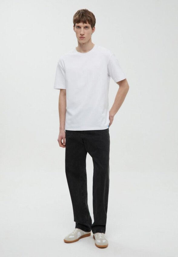 Футболка Finn Flare