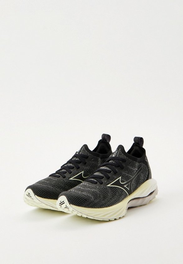 Кроссовки Mizuno