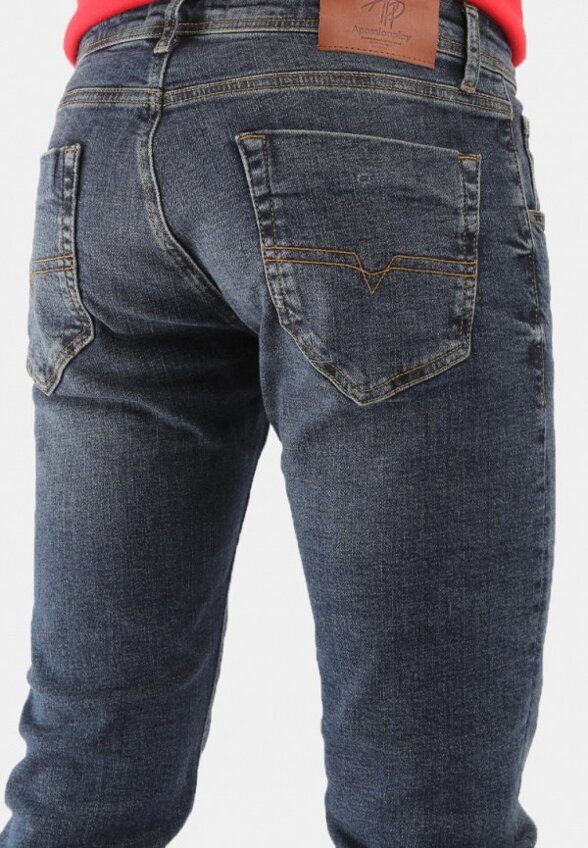 Джинсы A Passion Play