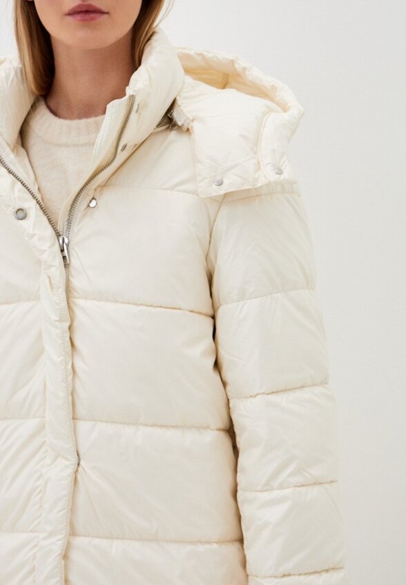 Пуховик Mango