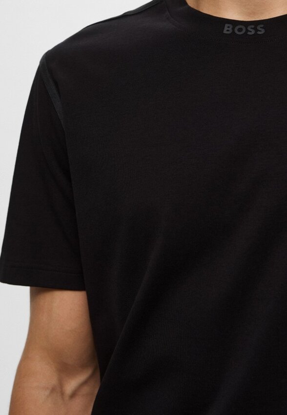 Футболка Boss