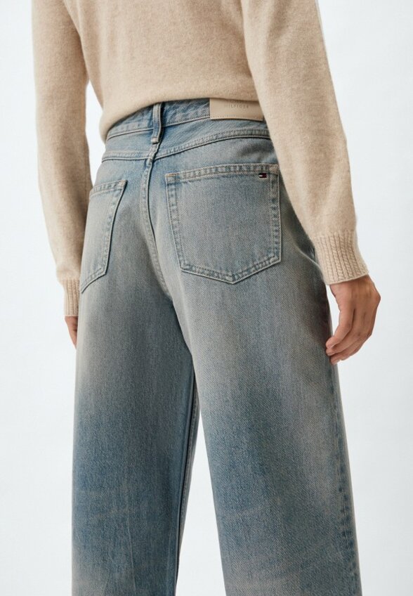 Джинсы Tommy Hilfiger