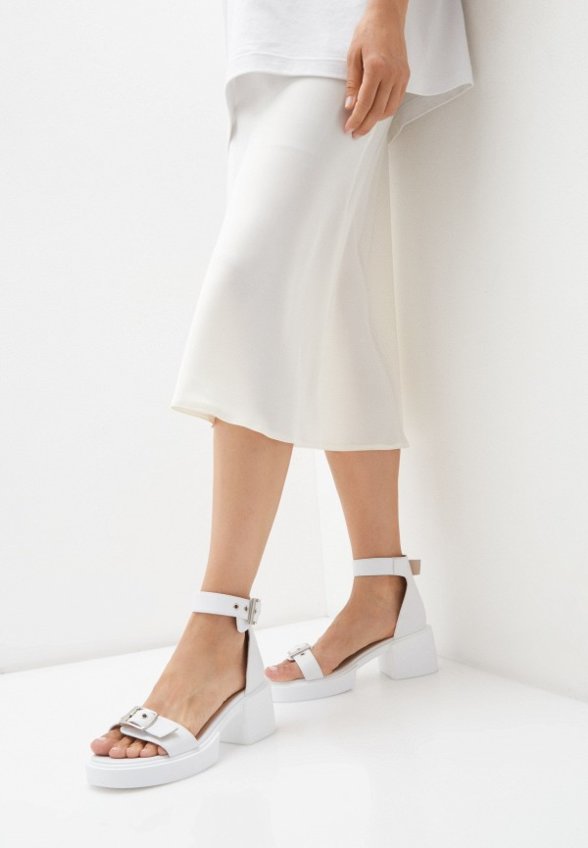 Босоножки Alba