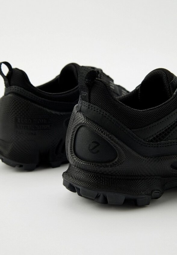 Кроссовки Ecco