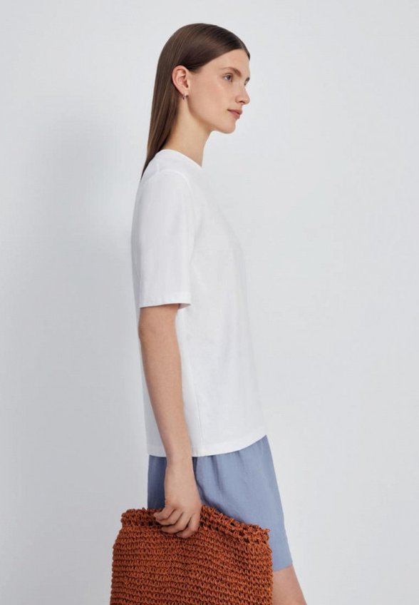 Футболка Finn Flare