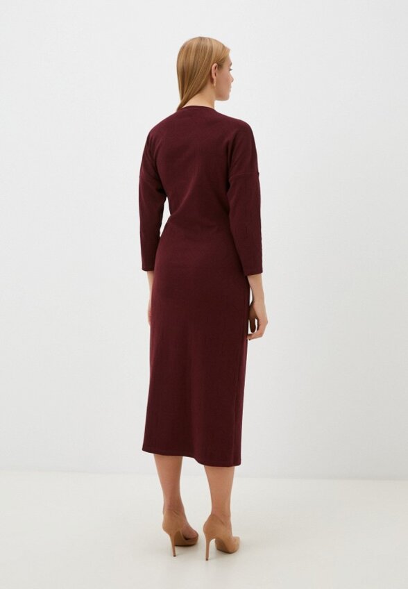 Платье MadaM T