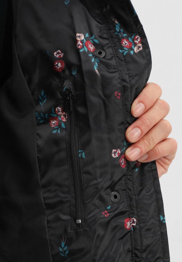 Пуховик Lilly Bennet