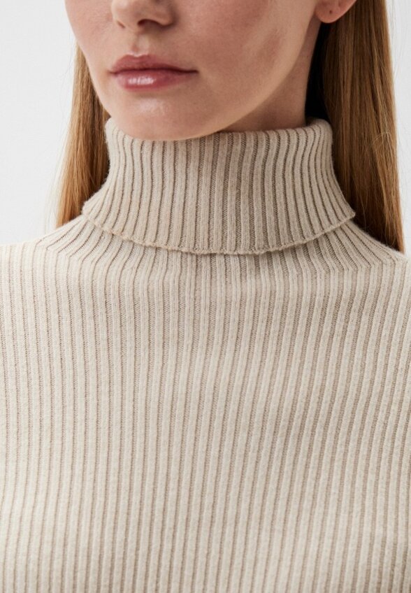 Водолазка Pietro Brunelli Milano