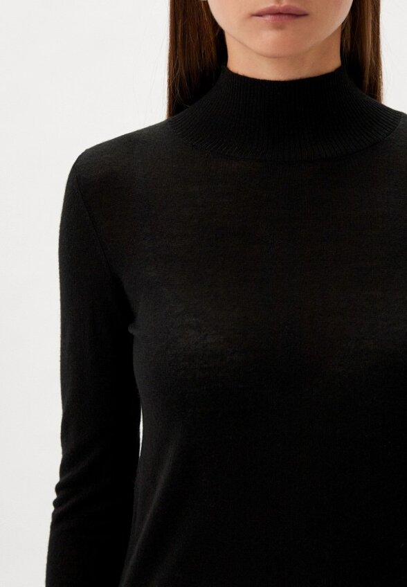 Водолазка Caractere