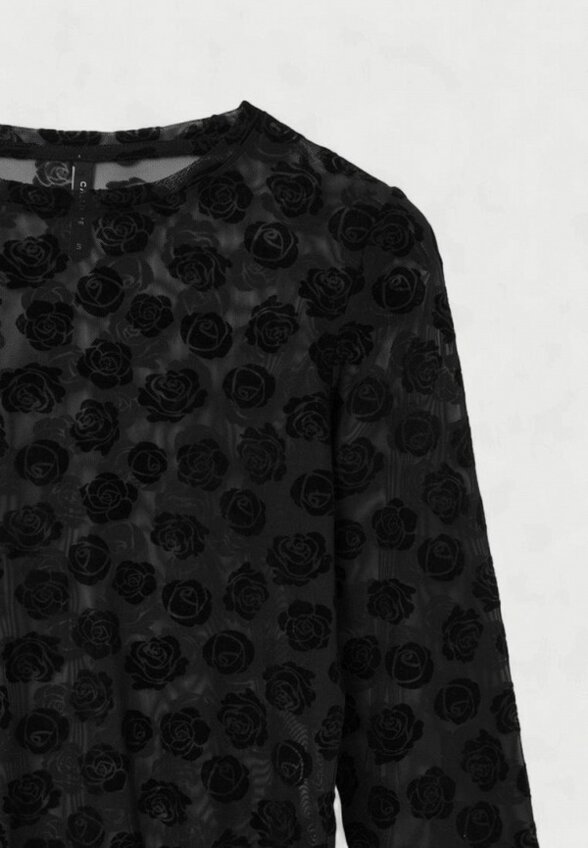 Лонгслив Calliope