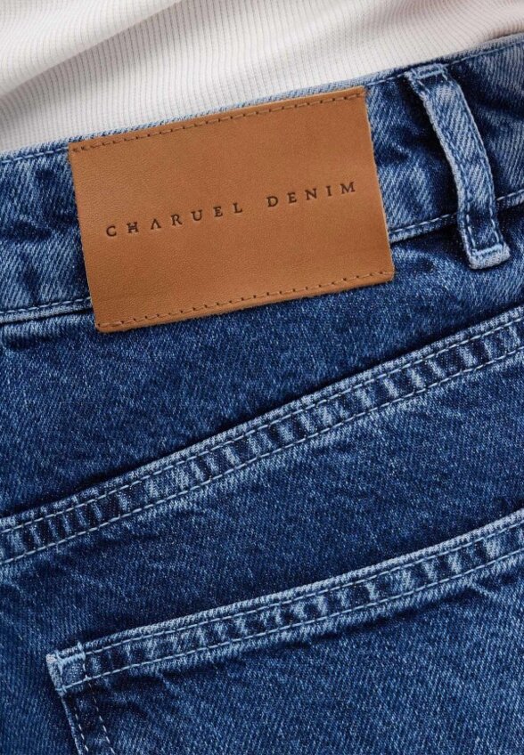 Джинсы Charuel