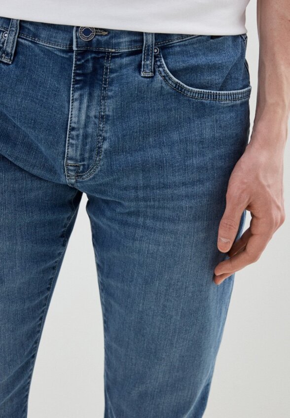 Джинсы Mavi