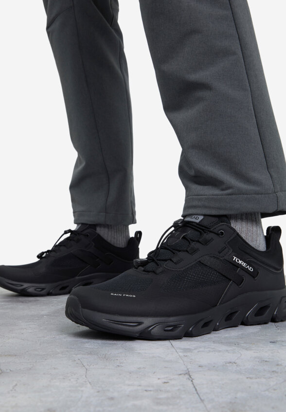 Кроссовки мужские Toread, Черный