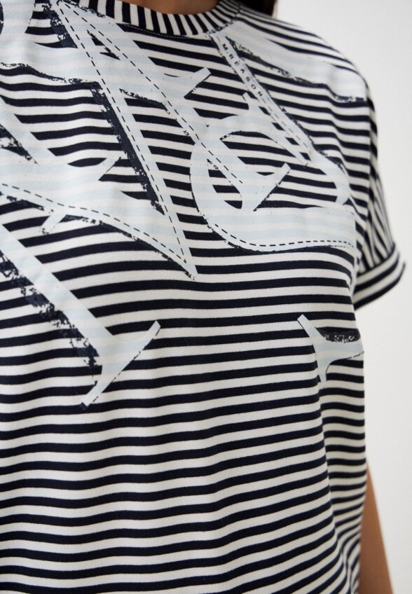 Футболка M.Reason