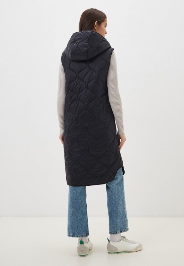 Жилет стеганый Belucci